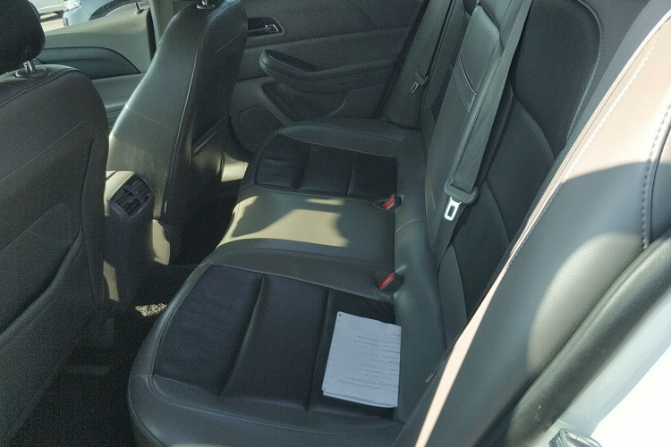 雪佛兰 迈锐宝 2013款 2.4L 自动豪华版中控内饰21