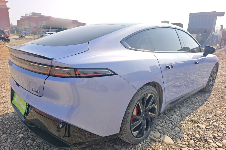 东风奕派 eπ007 2024款 620Pro版车身外观7