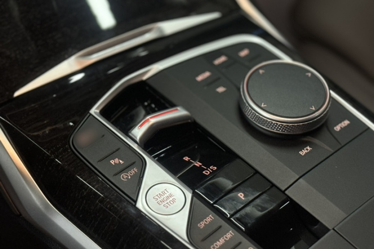 宝马3系 2024款 325Li M运动套装局部细节18