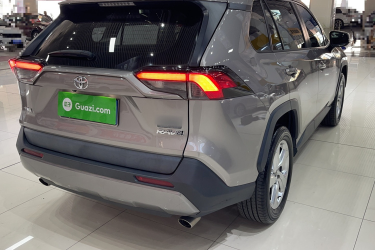 丰田 RAV4荣放 2020款 2.0L CVT两驱风尚版车身外观6005