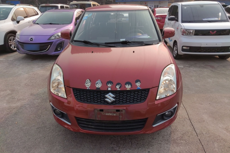 铃木 雨燕 2014款 1.3L 手动标准型车身外观2