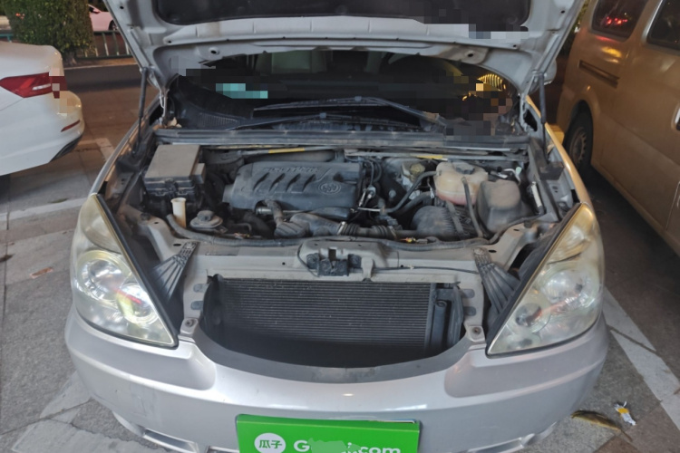 别克GL8 2013款 2.4L 行政版局部细节24