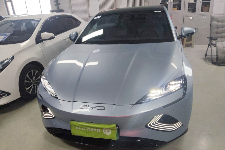 比亚迪 海豹 2022款 700km 长续航后驱版车身外观2