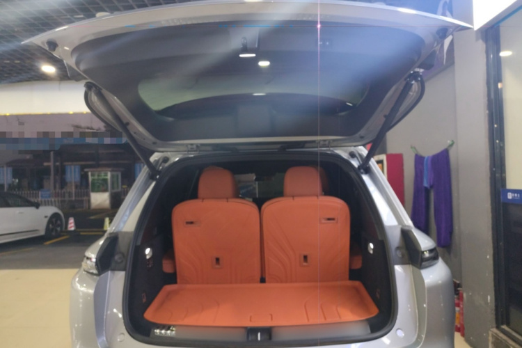 理想汽车 理想L8 2023款 Pro局部细节23