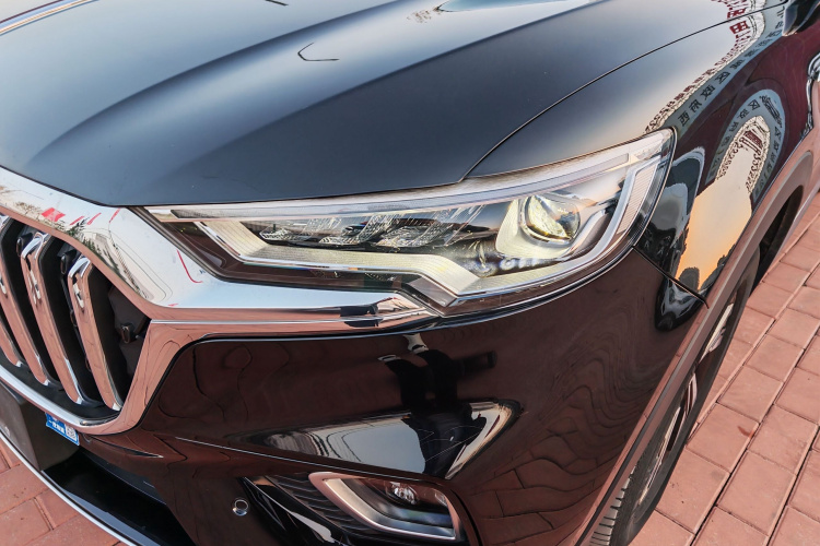 红旗HS5 2022款 改款 2.0T 智联旗享版车身外观6004