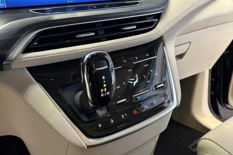 别克GL8 2023款 ES陆尊 尊享型局部细节18