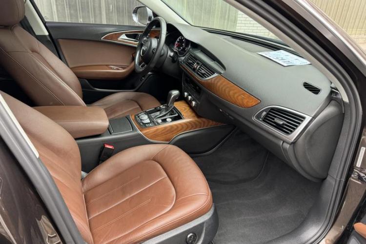 奥迪A6(进口) 2017款 Avant 35 TFSI 时尚型中控内饰7005