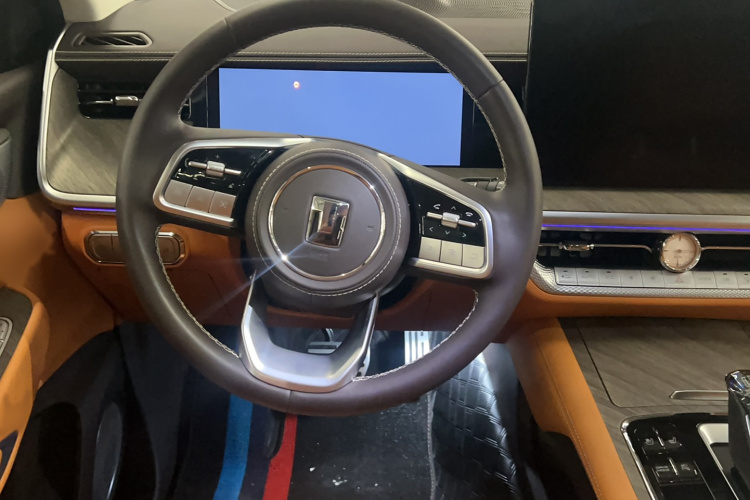 坦克500新能源 2025款 Hi4-Z中控内饰7006