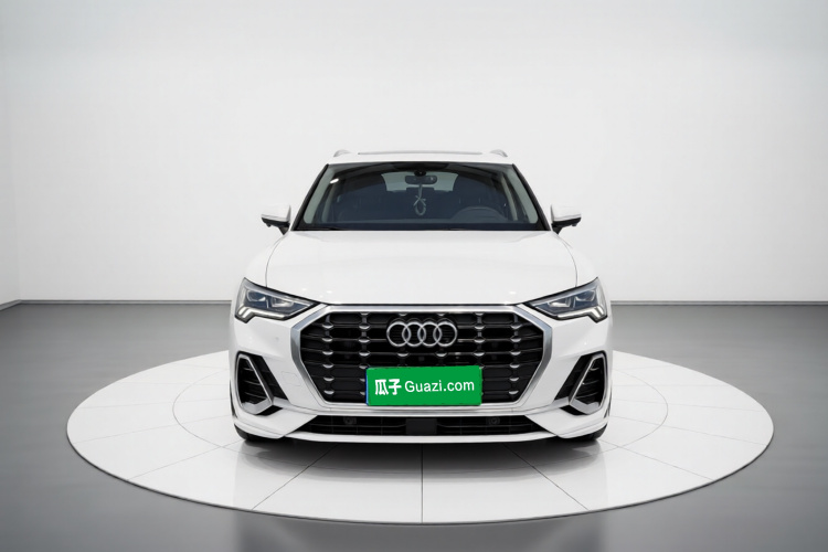 奥迪Q3 2020款 35 TFSI 进取动感型车身外观2