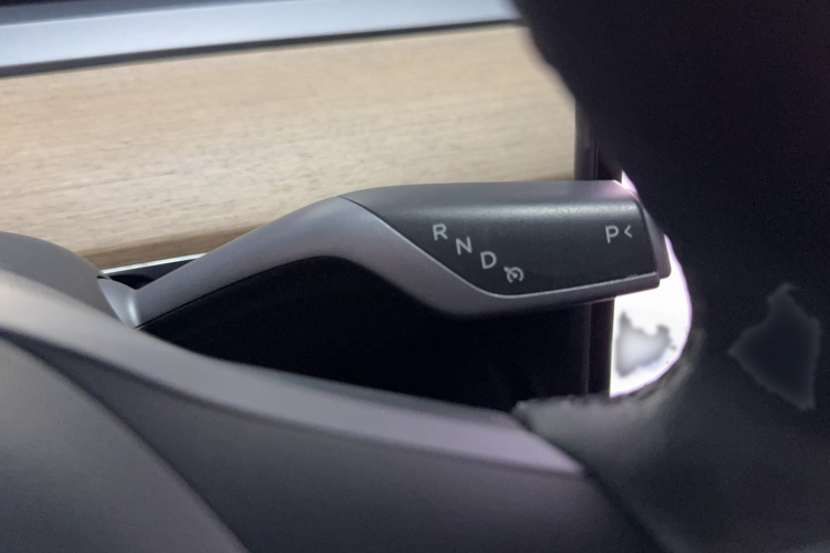 特斯拉 Model Y 2021款 标准续航后驱版局部细节18