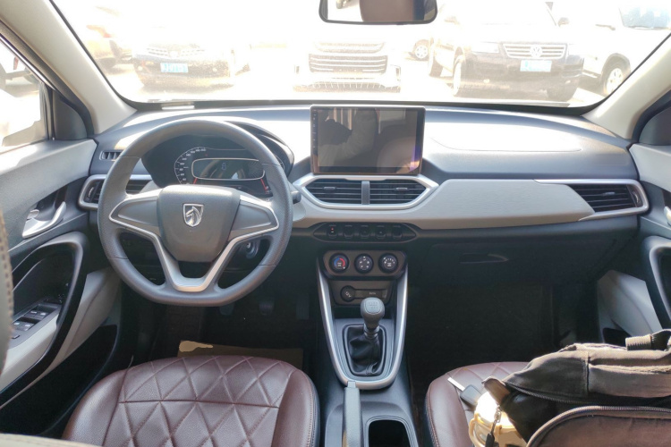 宝骏510 2021款 1.5L 手动劲享型中控内饰7002