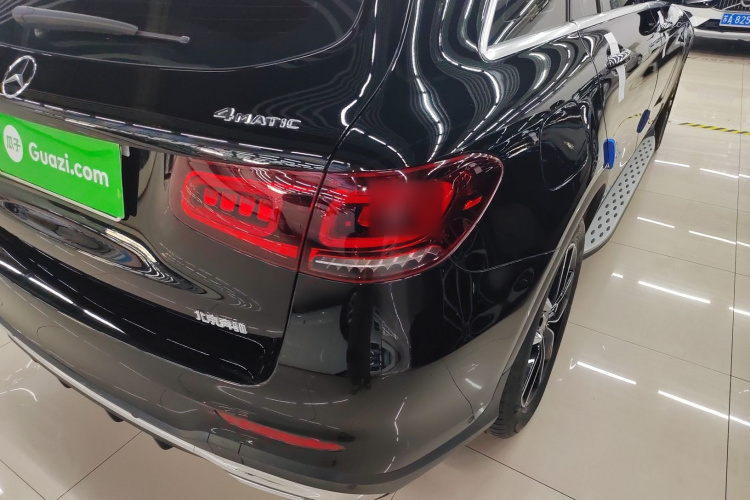 奔驰GLC 2022款 改款二 GLC 260 L 4MATIC 豪华型车身外观9