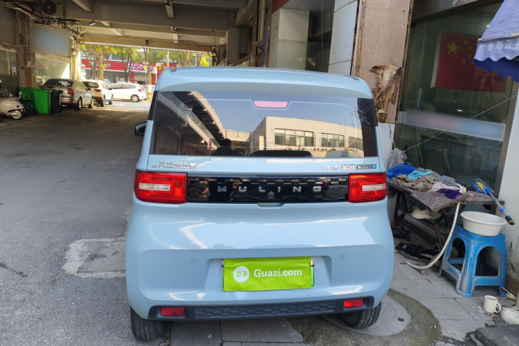 五菱汽车 宏光MINIEV 2020款 悦享款 磷酸铁锂车身外观6