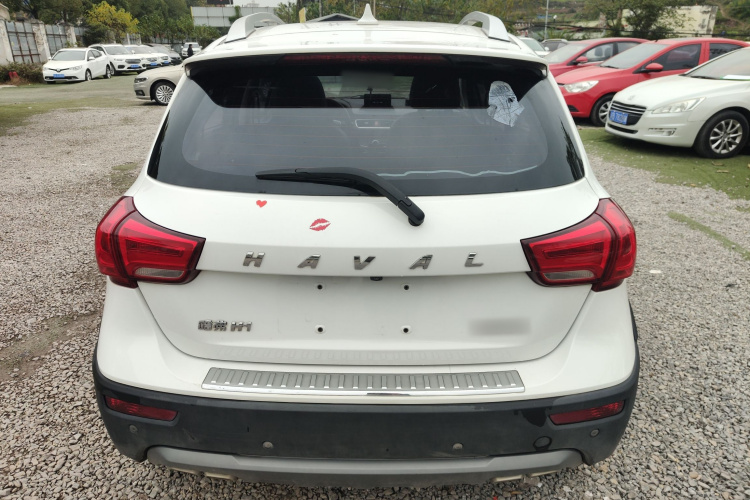 哈弗H1 2016款 改款 蓝标 1.5L 手动豪华型车身外观6