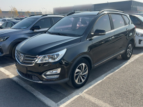 宝骏560 2016款 1.5T 手动豪华型