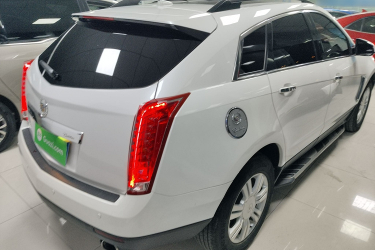 凯迪拉克SRX 2015款 3.0L 舒适型车身外观7