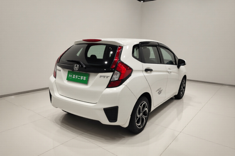 本田 飞度 2014款 1.5L LX CVT舒适型车身外观7