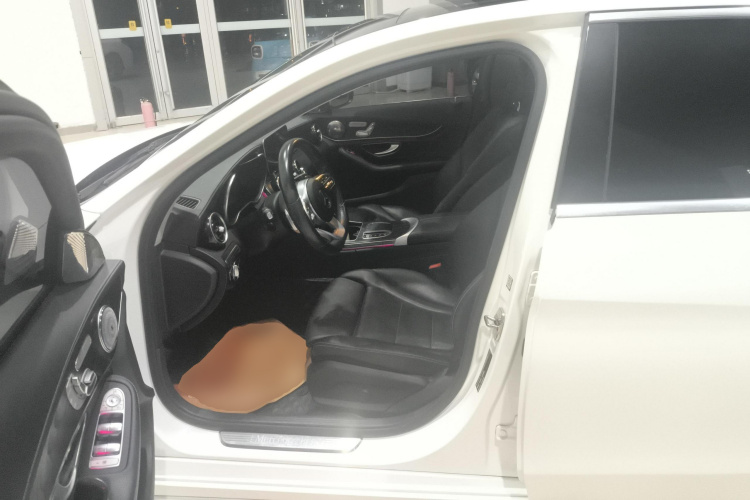 奔驰C级 2020款 改款 C 260 L 运动版中控内饰19