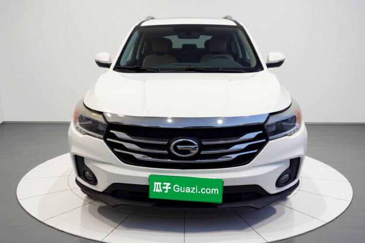 广汽传祺 传祺GS4 2017款 235T 自动两驱豪华智联版车身外观2