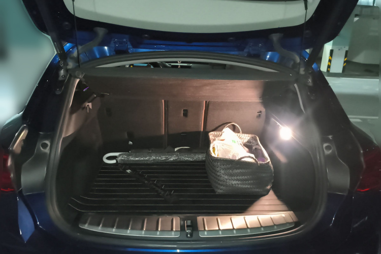 宝马X2 2020款 sDrive20i M越野套装中控内饰23