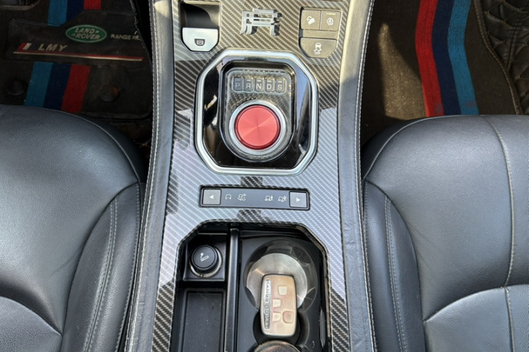 路虎 揽胜极光 2018款 240PS SE 智耀版局部细节18