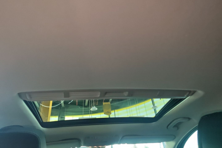 奔驰C级 2020款 改款 C 200 L 时尚型运动版中控内饰22