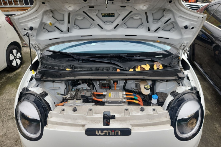长安启源 长安Lumin 2022款 155km 清甜款机舱底盘24