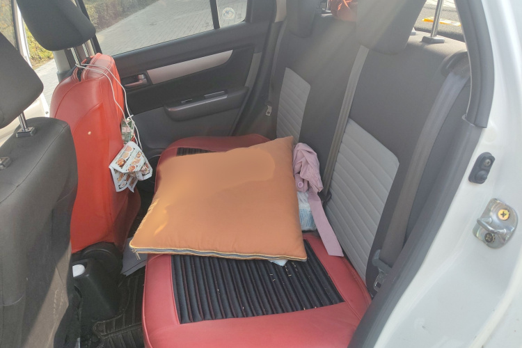 铃木 雨燕 2014款 1.3L 手动标准型中控内饰7004