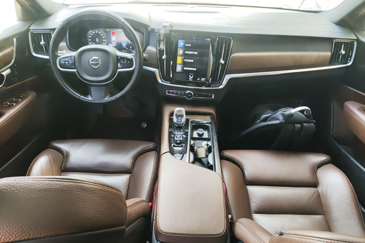 沃尔沃S90 2021款 B5 智远豪华版中控内饰12