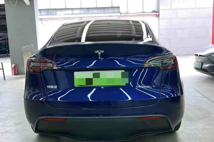 特斯拉 Model Y 2021款 长续航全轮驱动版 3D7车身外观6002