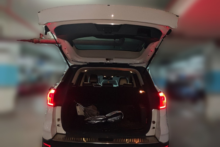 福特 翼虎 2018款 改款 EcoBoost 180 两驱铂翼型中控内饰23