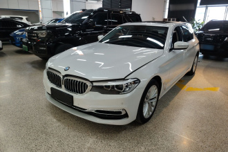 宝马5系 2019款 525Li 豪华套装