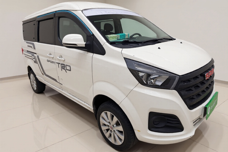 金杯 金海狮M经典 2023款 1.5L 工程狮客车 5/6/7座车身外观3