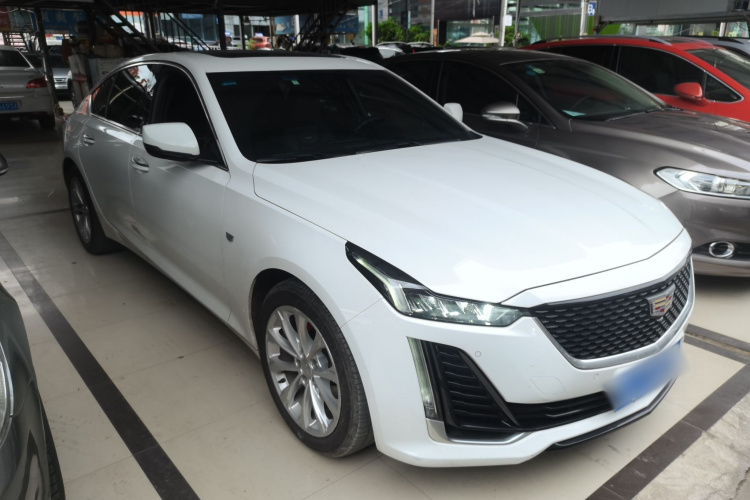 凯迪拉克CT5 2022款 28T 豪华型（标准版）车身外观3