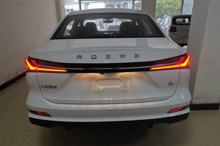 荣威i5 2026款 1.5L 手动舒享版车身外观6