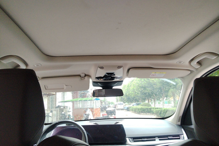 宝马X1 2023款 sDrive20Li X设计套装中控内饰22