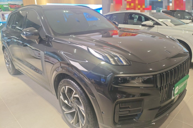 领克09 EM-P 2021款 2.0T PHEV Halo 六座车身外观3