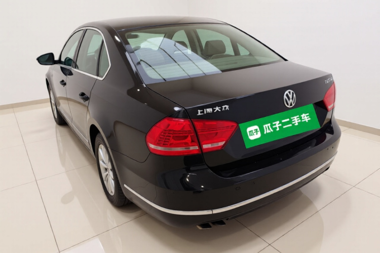 大众 帕萨特 2015款 1.8TSI DSG尊荣版车身外观5