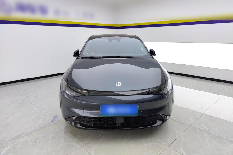 零跑汽车 零跑C01 2022款 后驱长续航版车身外观2