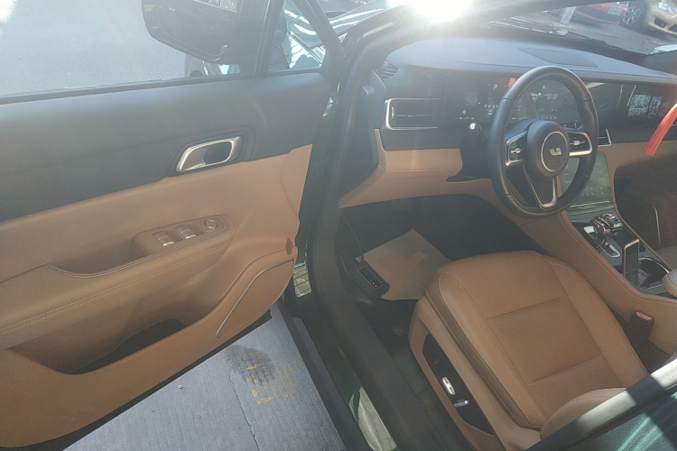 理想汽车 理想ONE 2021款 增程6座版中控内饰20