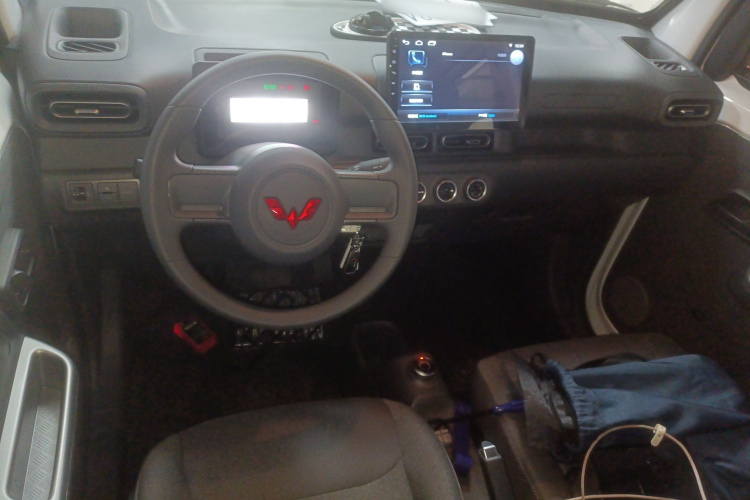 五菱汽车 五菱之光新能源 2025款 201km 舒适型中控内饰12