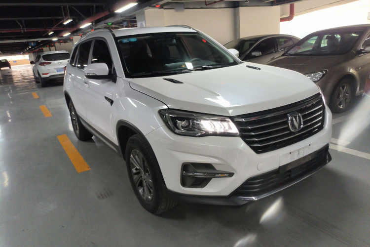 长安CS75 2020款 280T DCT豪华型 国VI车身外观3