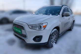 三菱 劲炫ASX 2013款 2.0L CVT两驱精英版