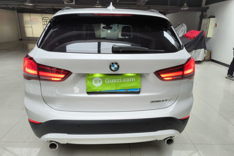 宝马X1 2022款 sDrive25Li 领先型车身外观6