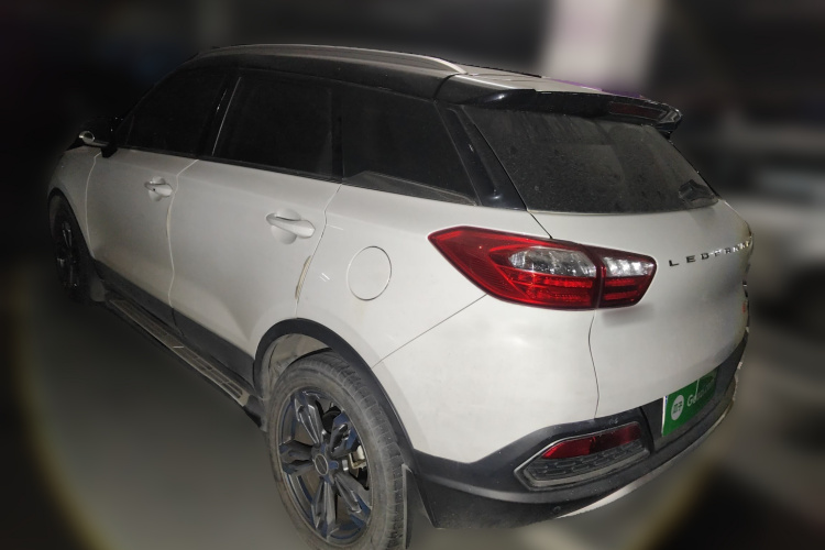 猎豹汽车 猎豹CS9 2018款 1.5T CVT劲朗型车身外观5