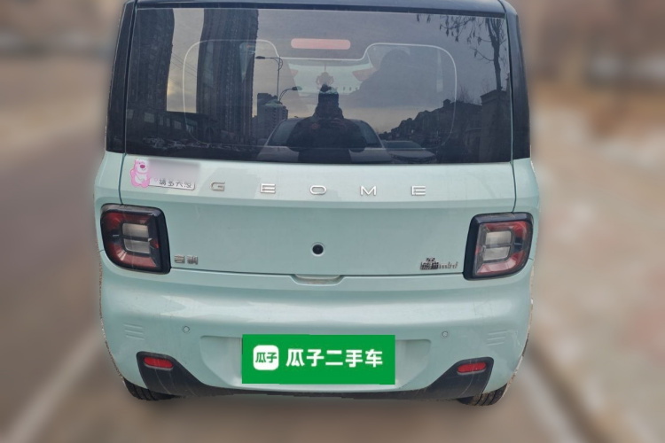 吉利银河 2023款 熊猫mini 120km 超萌熊车身外观6