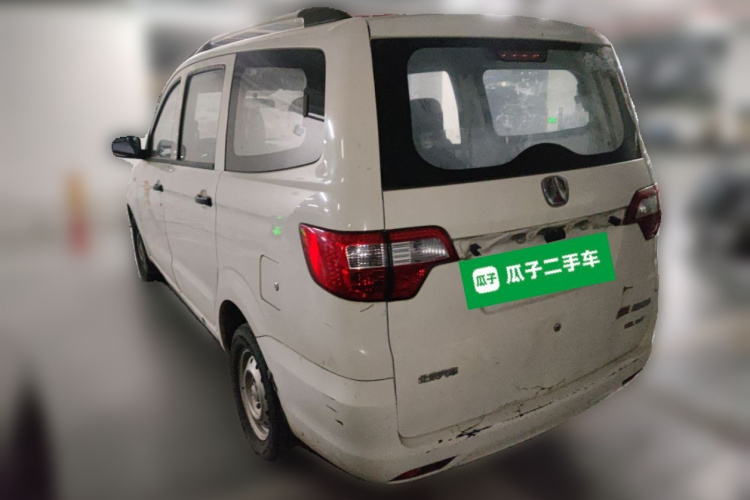 北汽威旺M20 2015款 1.2L经济型A122车身外观5