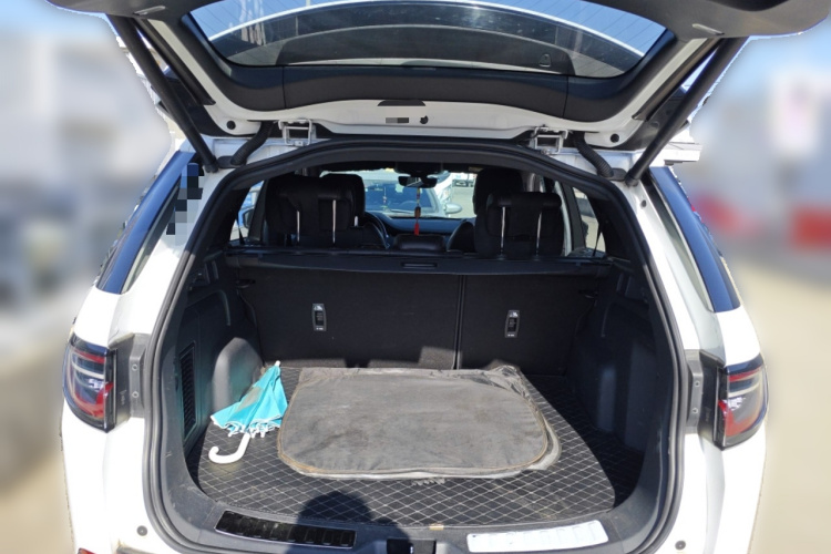 路虎 发现运动版 2022款 249PS R-Dynamic S 性能版 5座中控内饰23