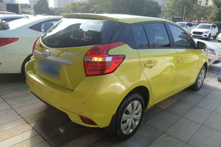 丰田 YARiS L 致炫 2016款 改款 1.5E CVT魅动版车身外观7