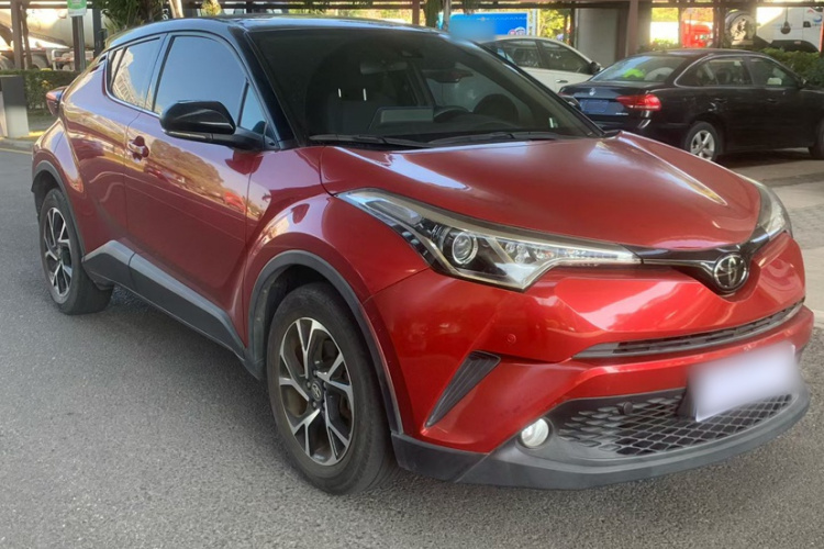 丰田C-HR 2018款 2.0L 领先天窗版 国VI车身外观6003